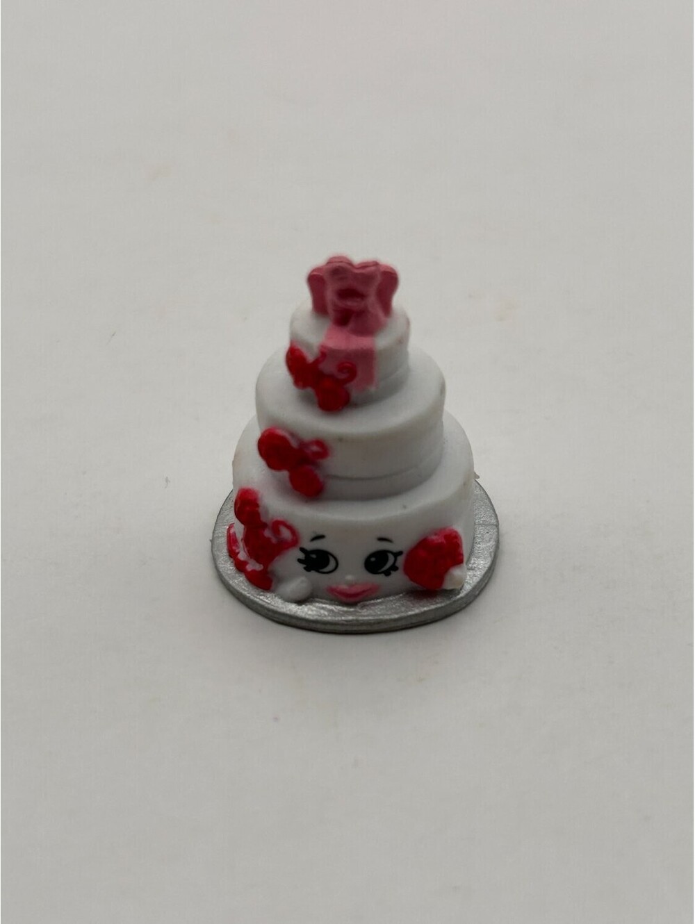 Moose Toys Shopkins Wedding Cake miniature collectible figure White